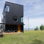 Ormsoe Rannamaja Vila *